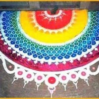 હાલ્ફ રાઉન્ડ રંગોળી 18